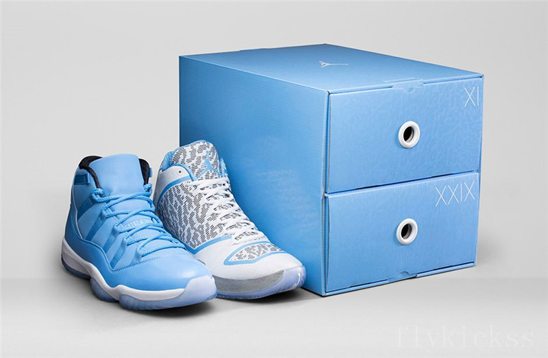 Air Jordan 11 Retro Pantone Blue